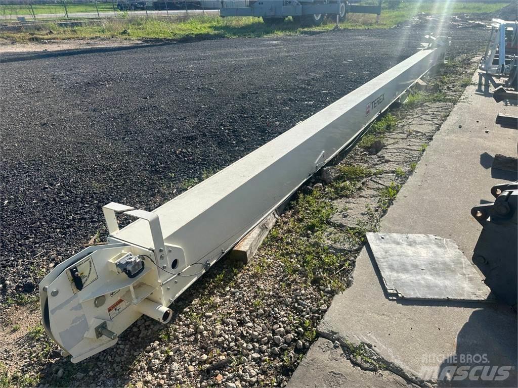 Terex  Bras et Godet