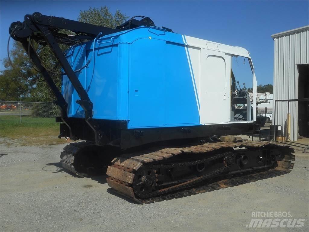 American 5299 Grue sur chenilles
