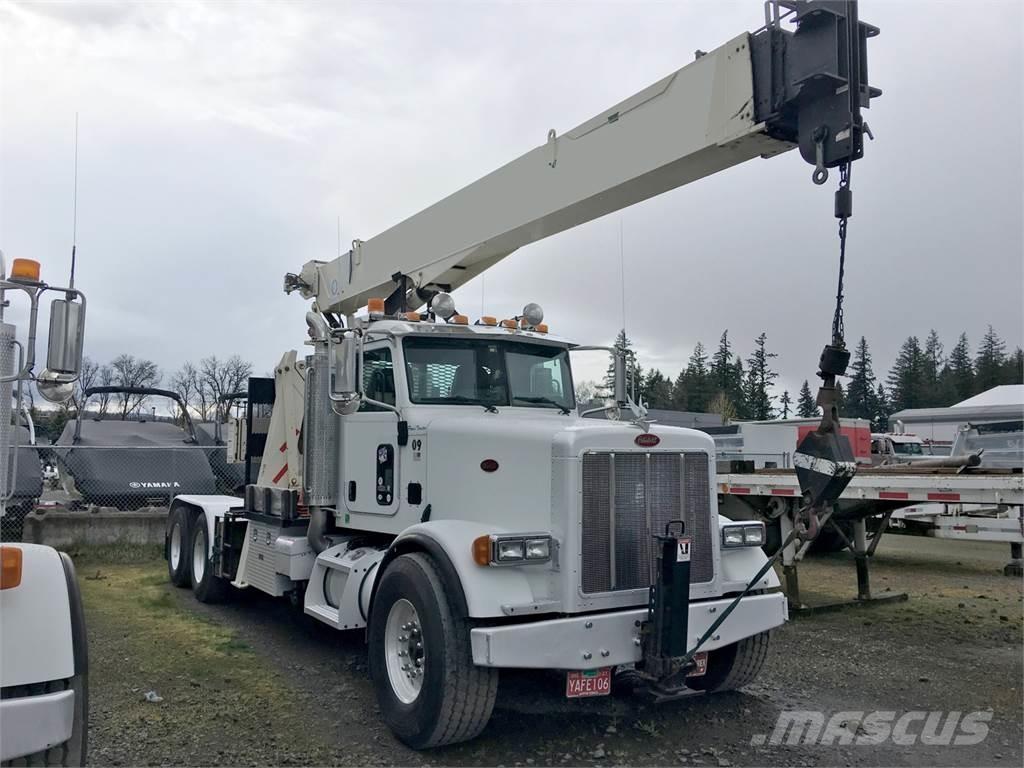 National 680E Camion plateau ridelle avec grue