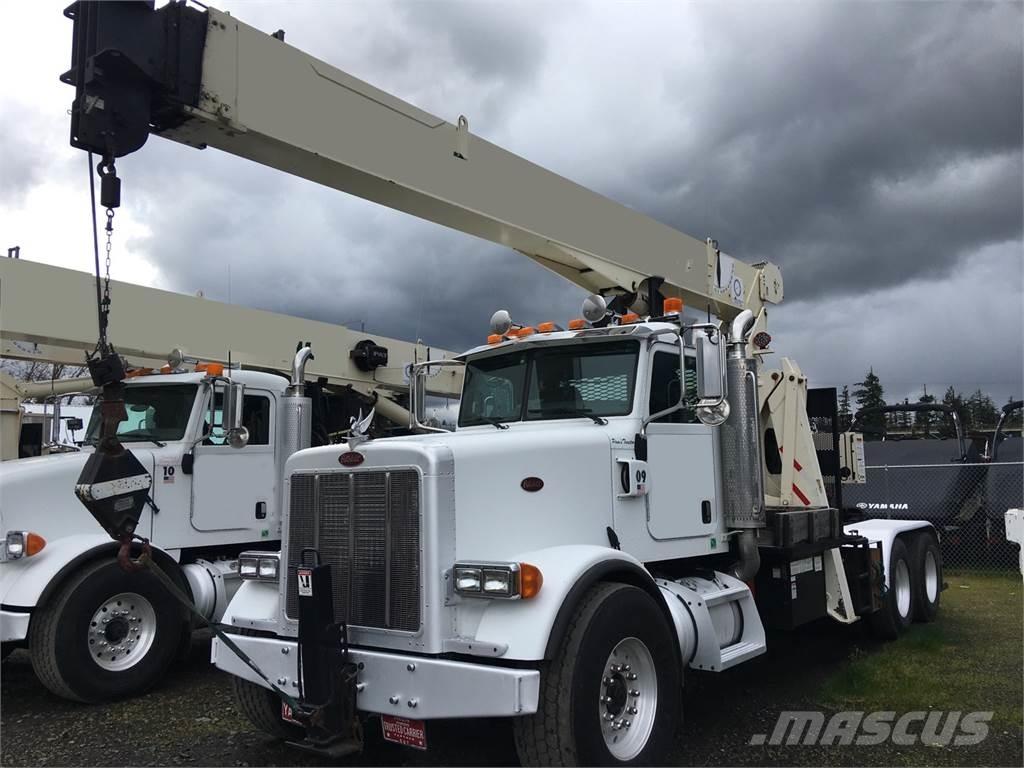 National 680E Camion plateau ridelle avec grue