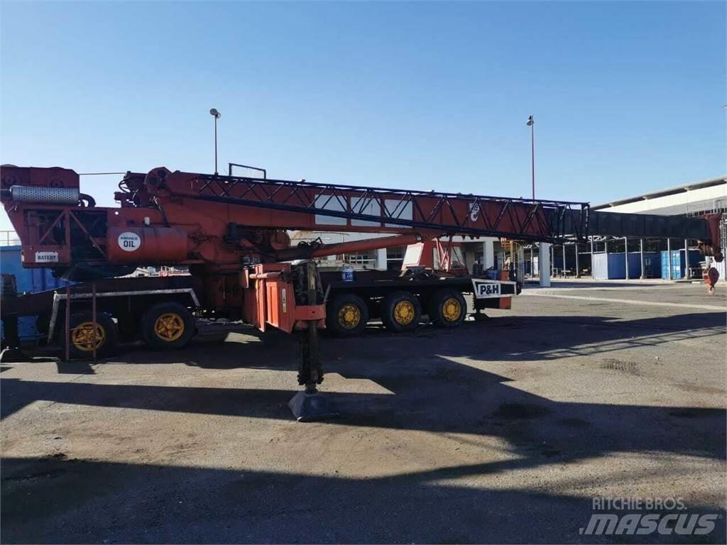 P&H Alpha 100 Grues tout terrain