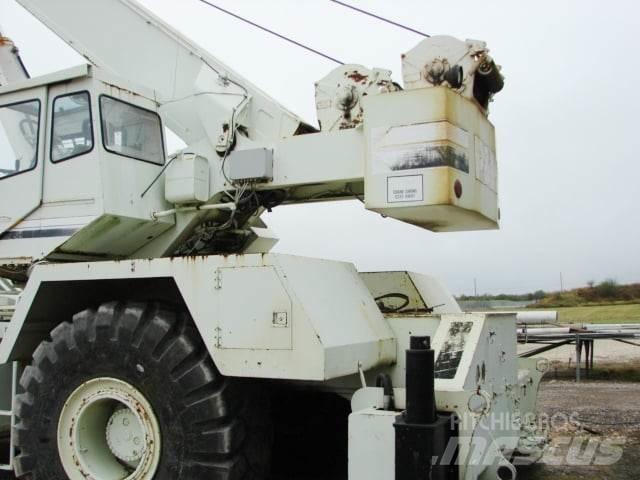 P&H CN150 Grues mobiles