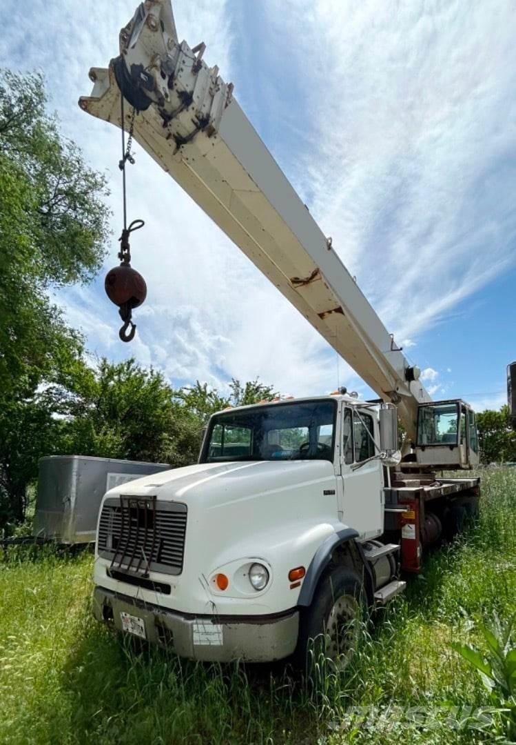 Terex RS 60100 Camion plateau ridelle avec grue