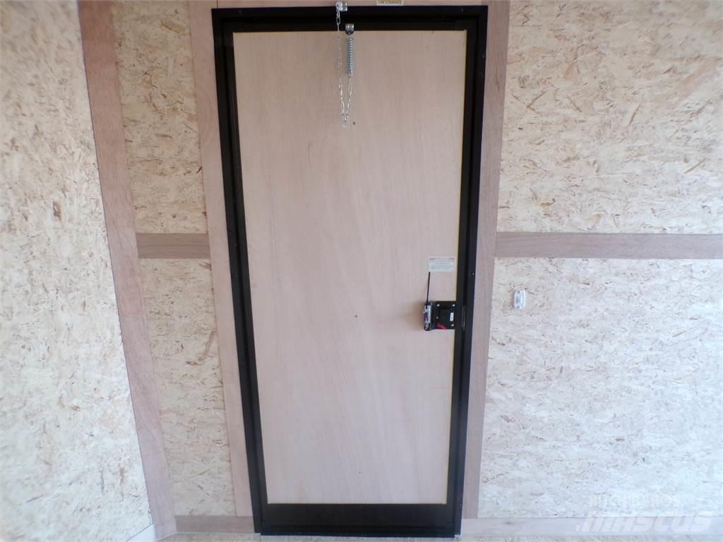  Stealth Remorque Fourgon