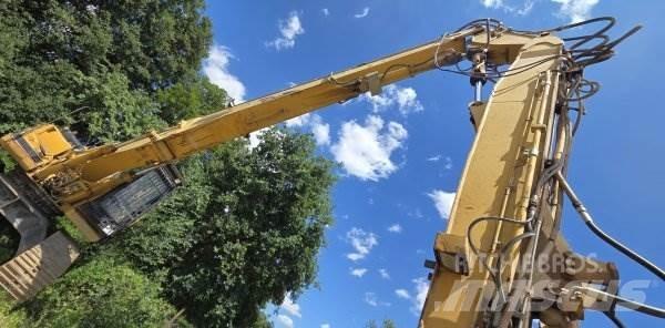 CAT 330 BL Pelle sur chenilles