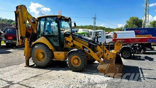 CAT 432 E Tractopelle