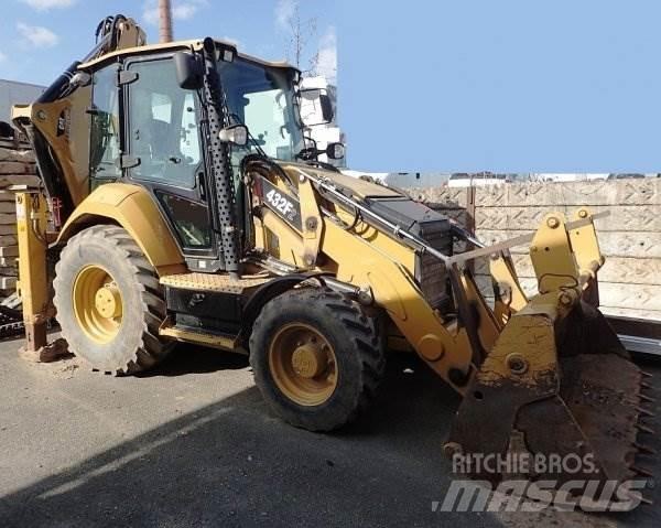CAT 432 F2 Tractopelle