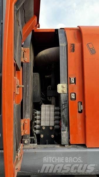 Hitachi ZX 170W-3 Pelle sur pneus