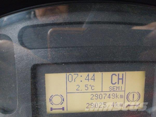 Iveco Trakker 450 Camion benne