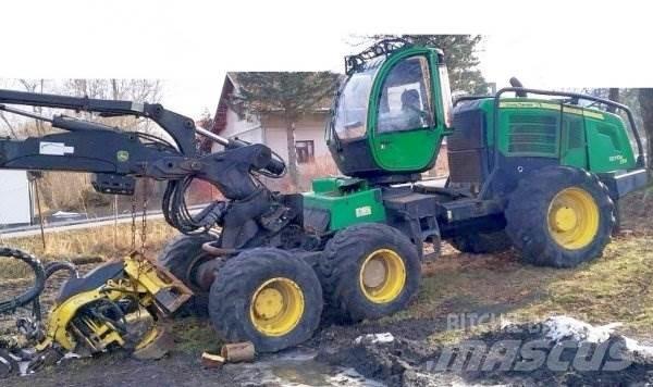 John Deere 1270 E 6W Abatteuse groupeuse