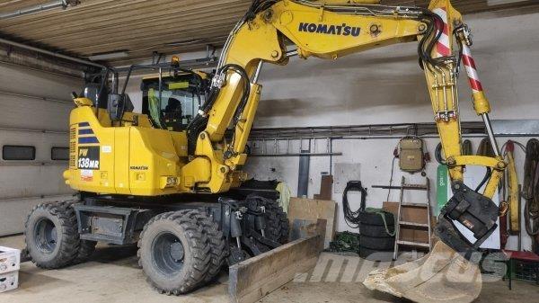 Komatsu PW 138 MR Pelle sur pneus
