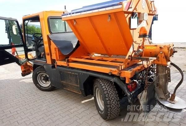 Ladog G 129 +Kobit Sableuse et saleuse