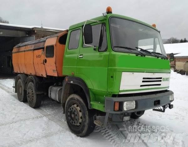 Liaz NVN 110.830 Motrici cisterna