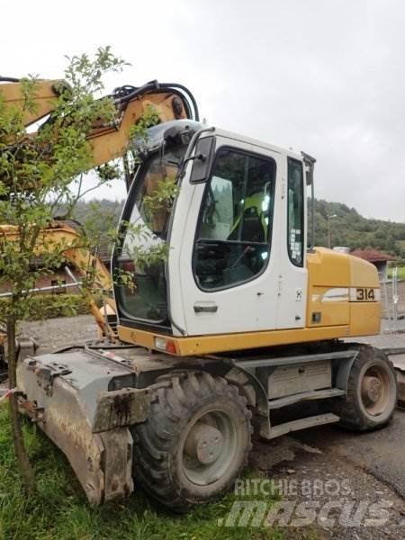 Liebherr A 314 Pelle sur pneus