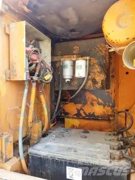 Liebherr R900 B Pelle sur chenilles