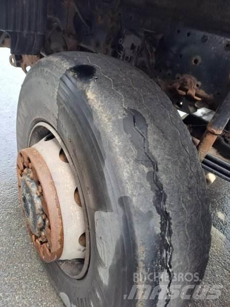MAN TGA 33.430 Camion benne