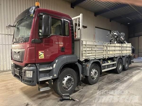 MAN TGS 35.420 Camion plateau ridelle avec grue
