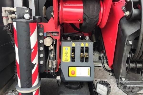 Scania P410 Camion plateau ridelle avec grue