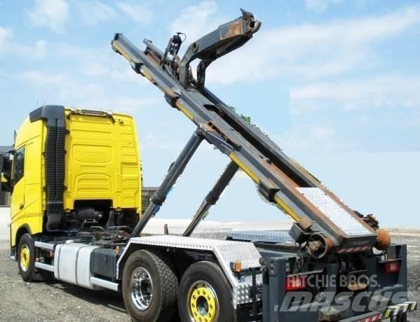 Volvo 500 +Combi-Lift Camion ampliroll