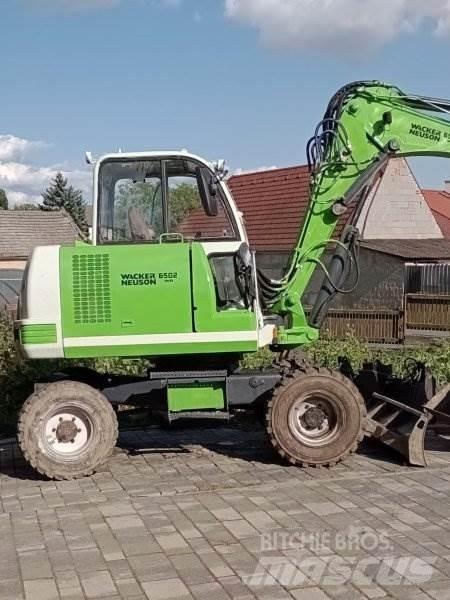 Wacker Neuson 6502 WD Pelle sur pneus