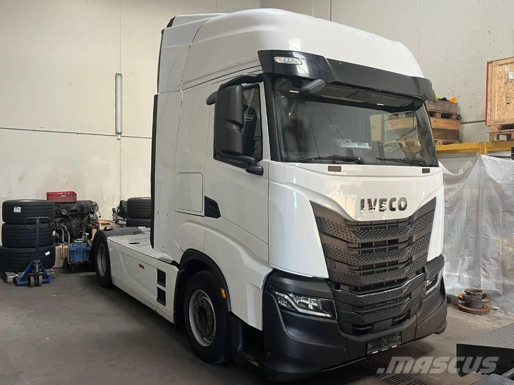 Iveco S-Way AS 440 Tracteur routier