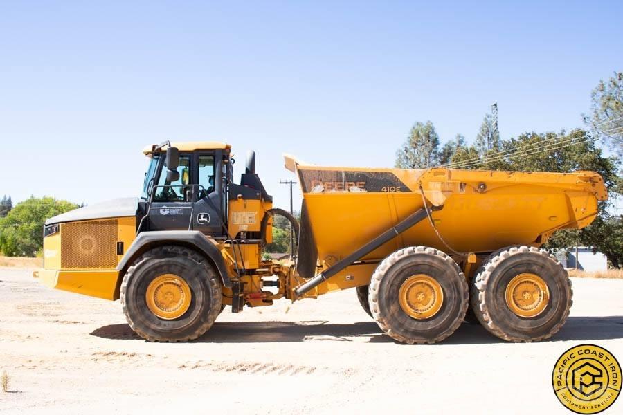 DEERE 410E Tombereau articulé