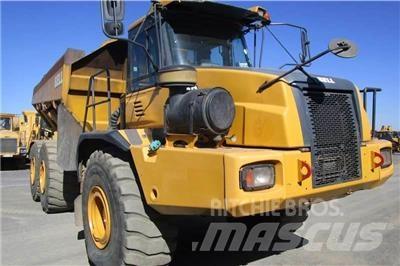 Bell B40D Tombereau articulé