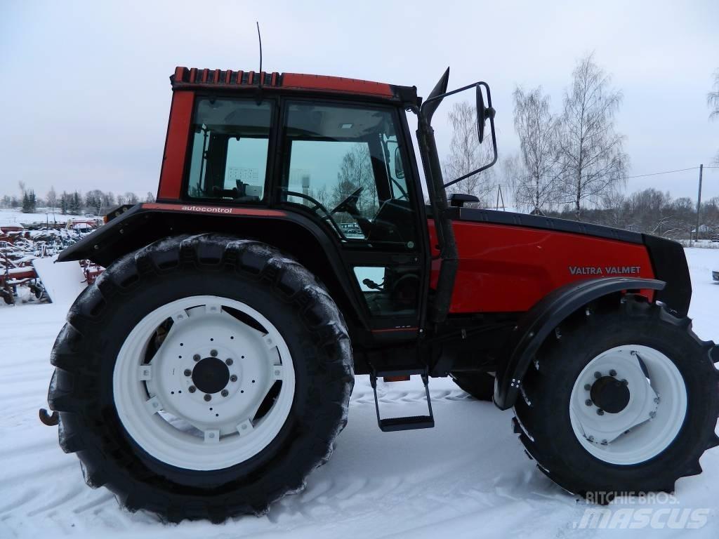 Valtra 8150 Tracteur