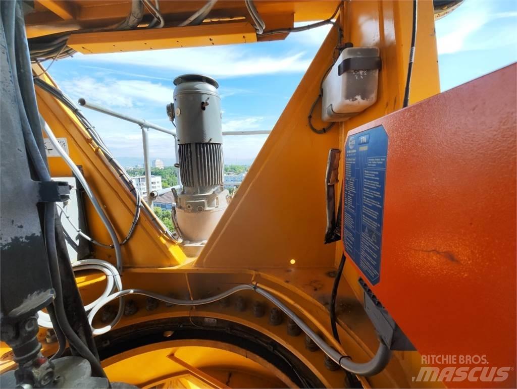 Liebherr 200EC-H Grue à tour