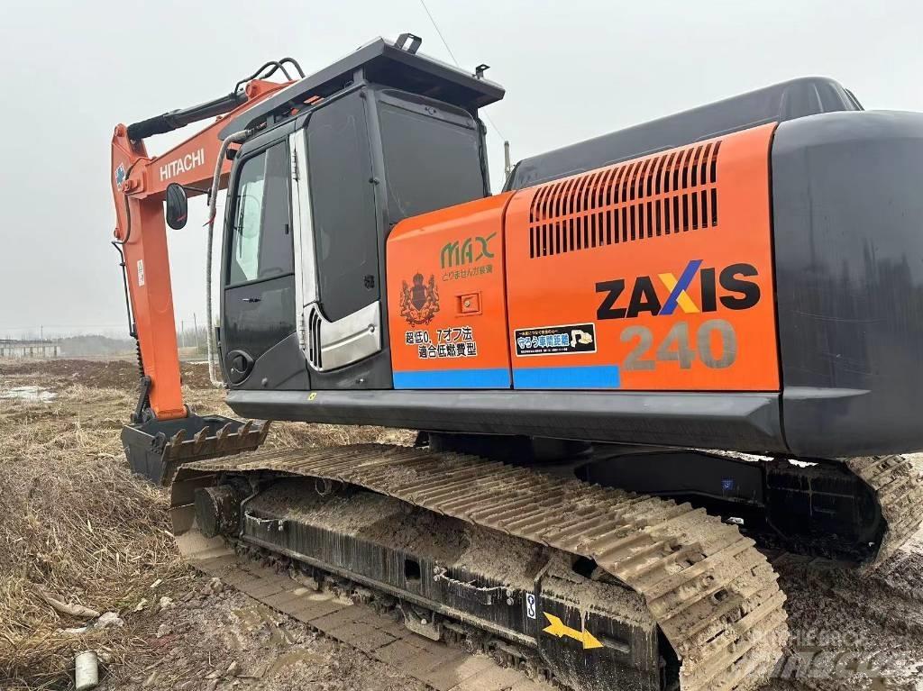 Hitachi ZX 240 Pelle sur chenilles