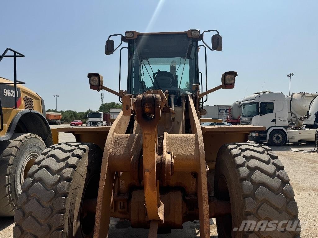 CAT 938 G Chargeuse sur pneus