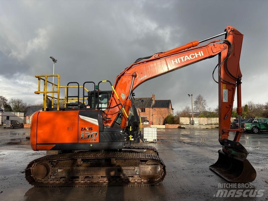Hitachi ZX130-7 Pelle sur chenilles