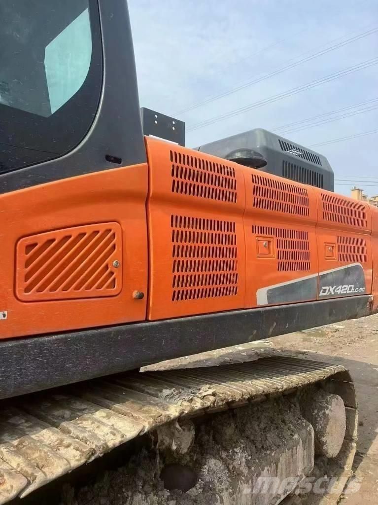 Doosan DX420LC Pelle sur chenilles