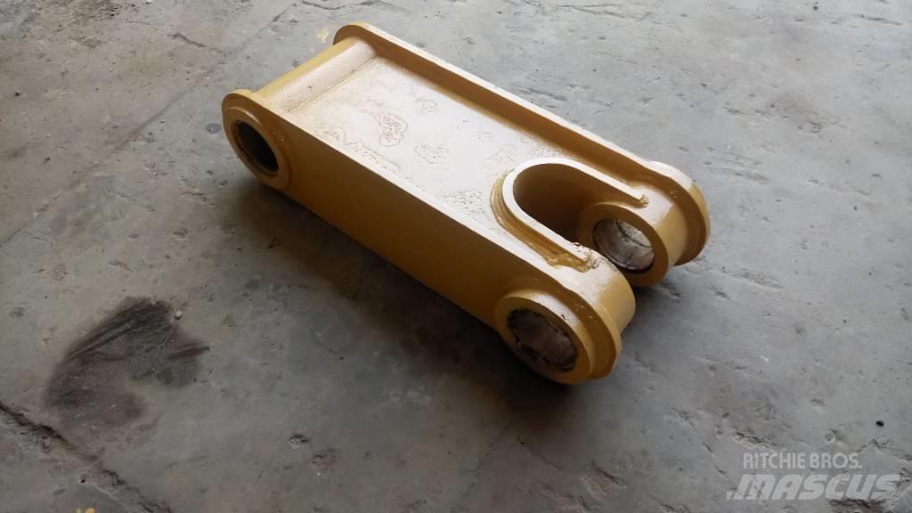 CAT 245 Châssis et suspension