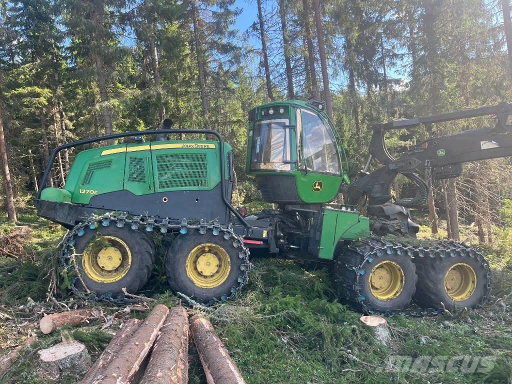 John Deere 1270 E Abatteuse