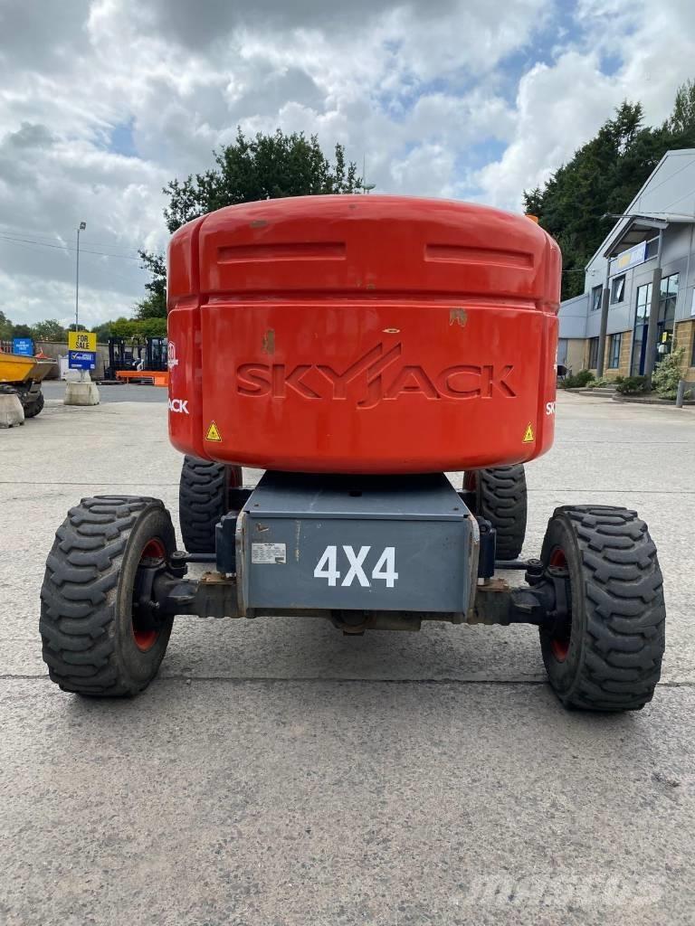 SkyJack SJ 46 AJ Nacelles articulées