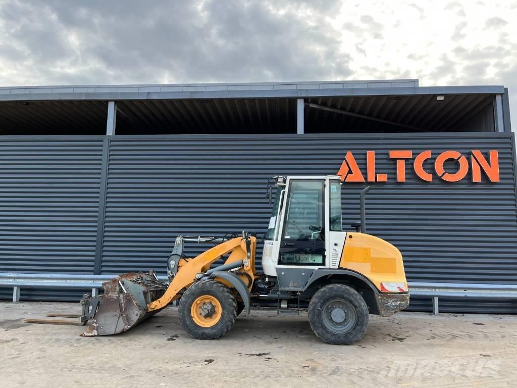 Liebherr L 506 Chargeuse sur pneus