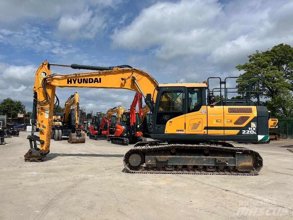 Hyundai HX 220 L Pelle sur chenilles