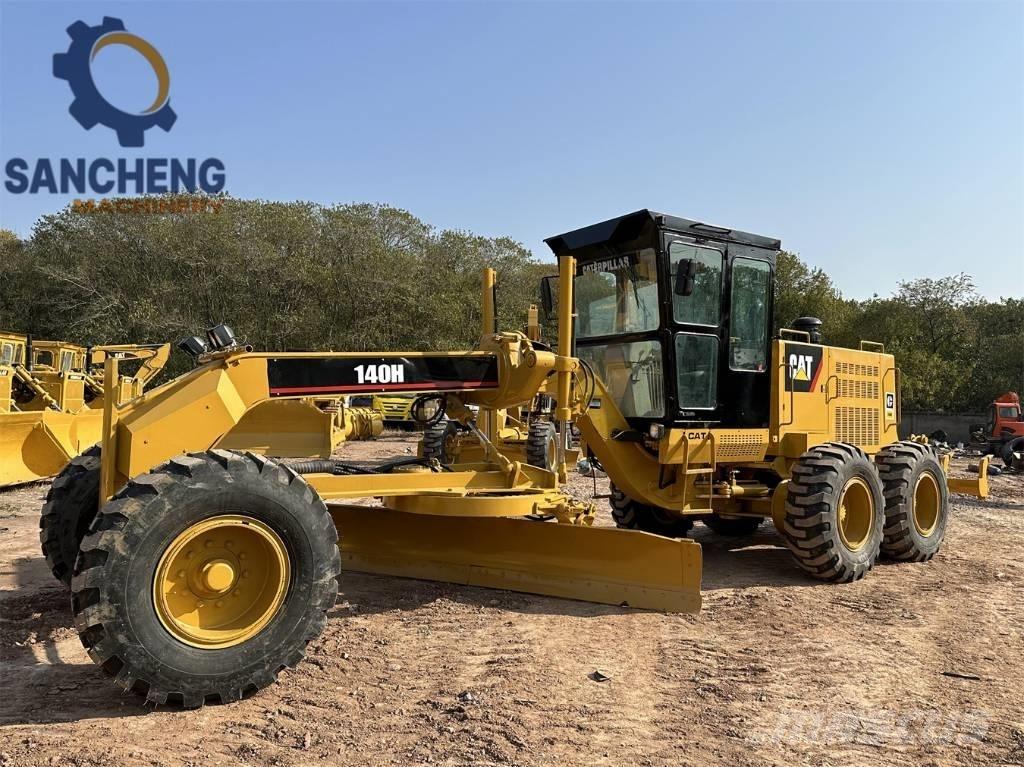 CAT 140H Niveleuse