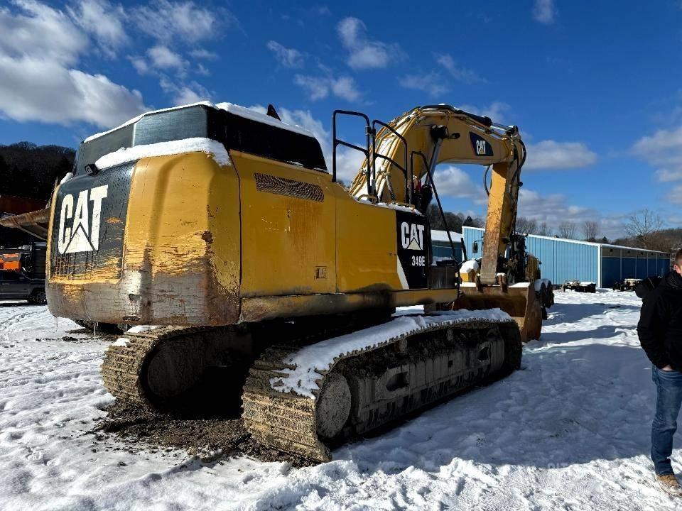 CAT 349 E Pelle sur chenilles
