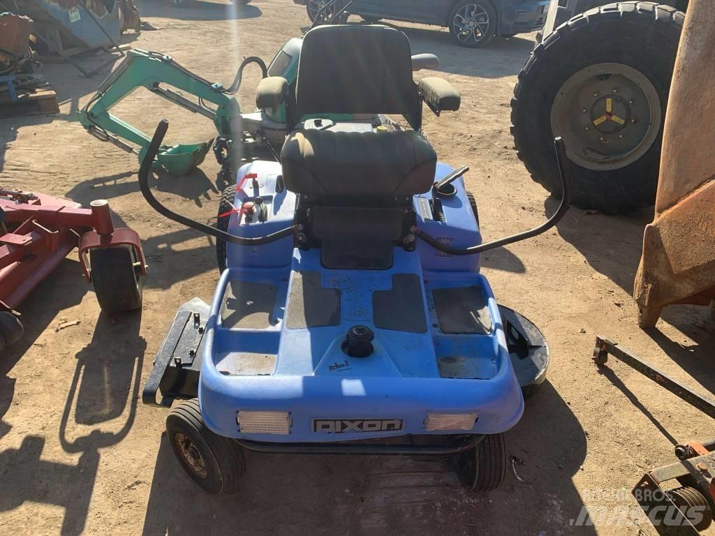 Dixon ZTR4421 Tondeuses à rayon de braquage zéro