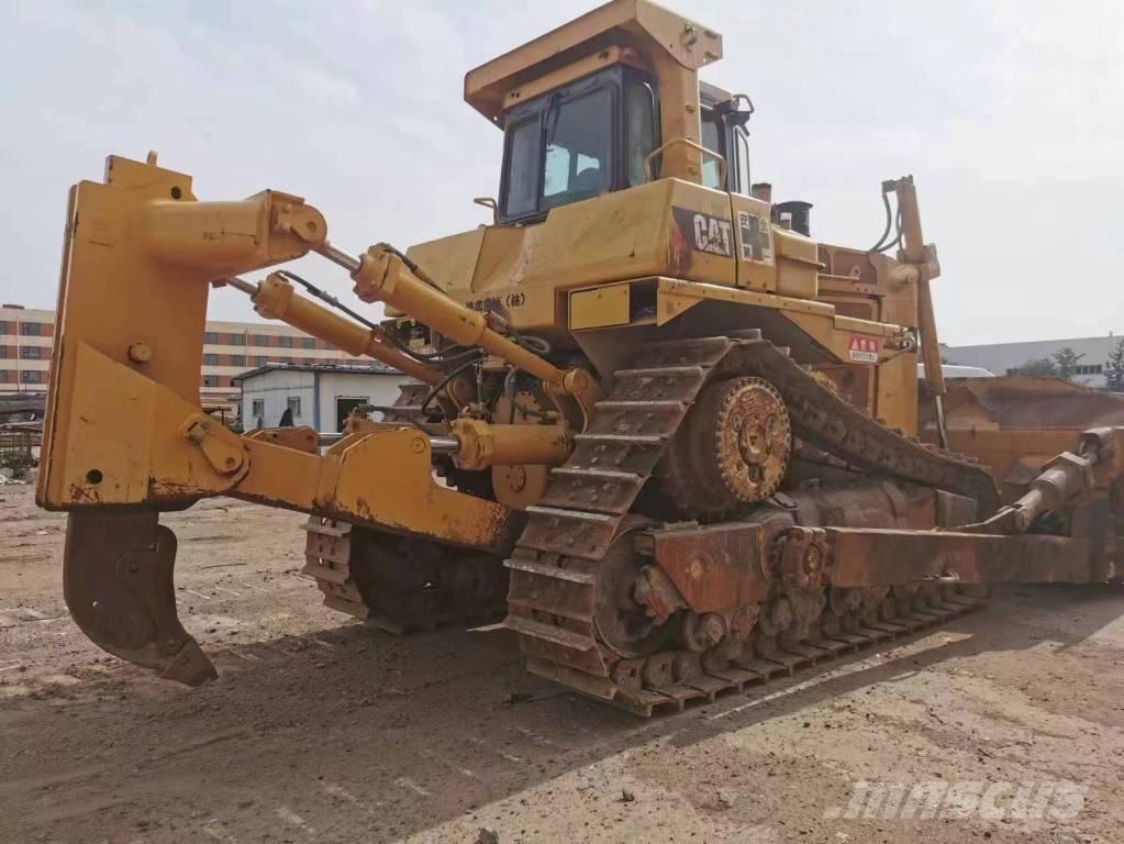 CAT D 9 R Bouteurs sur chenilles