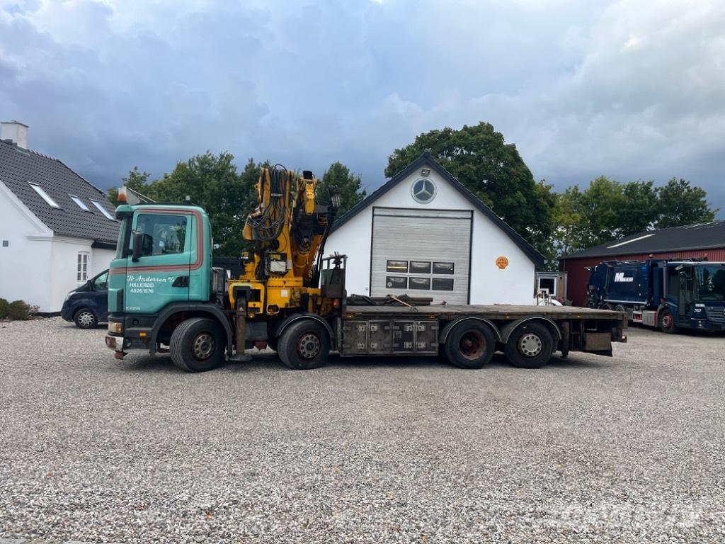 Scania 124 G 420 Camion plateau ridelle avec grue