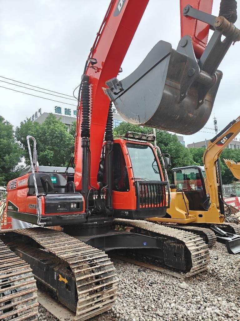 Doosan DX 225 LC-9C Pelle sur chenilles