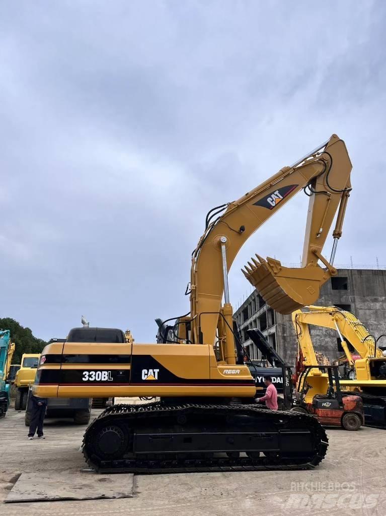 CAT 330 B Pelle sur chenilles