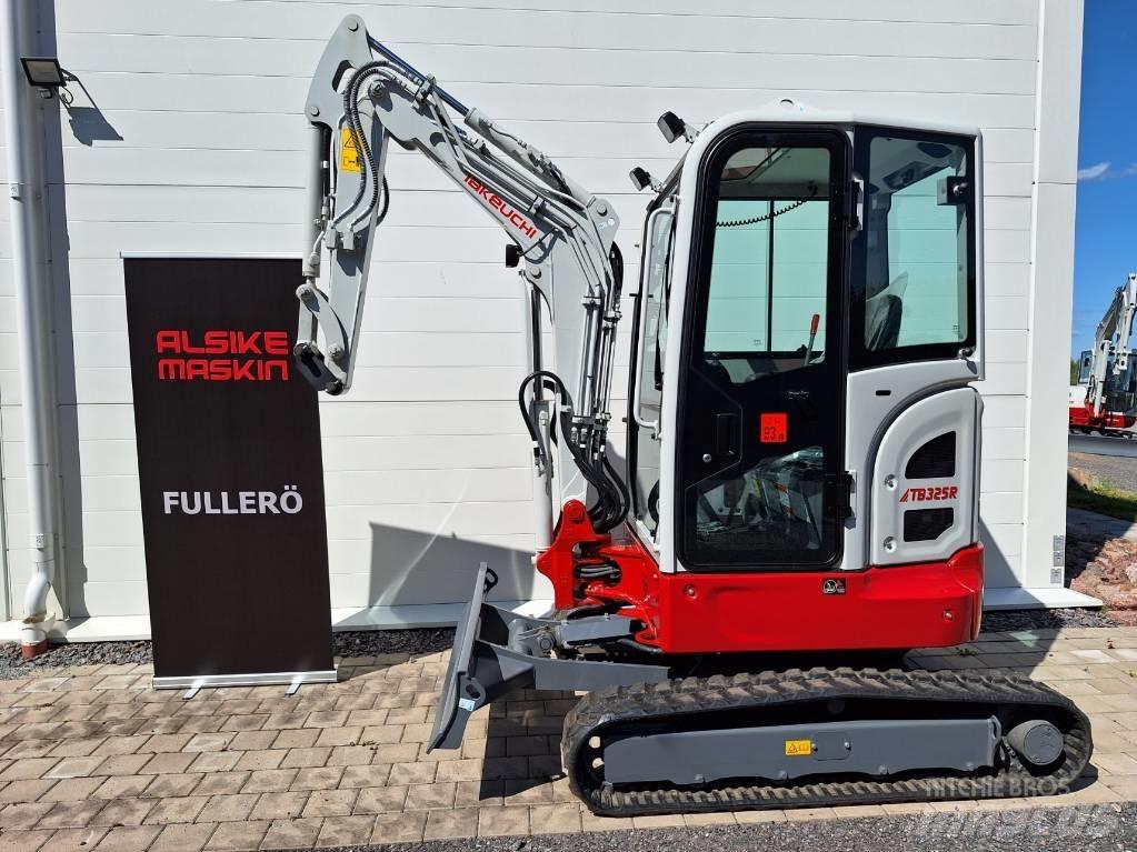 Takeuchi TB325R Mini pelle < 7t