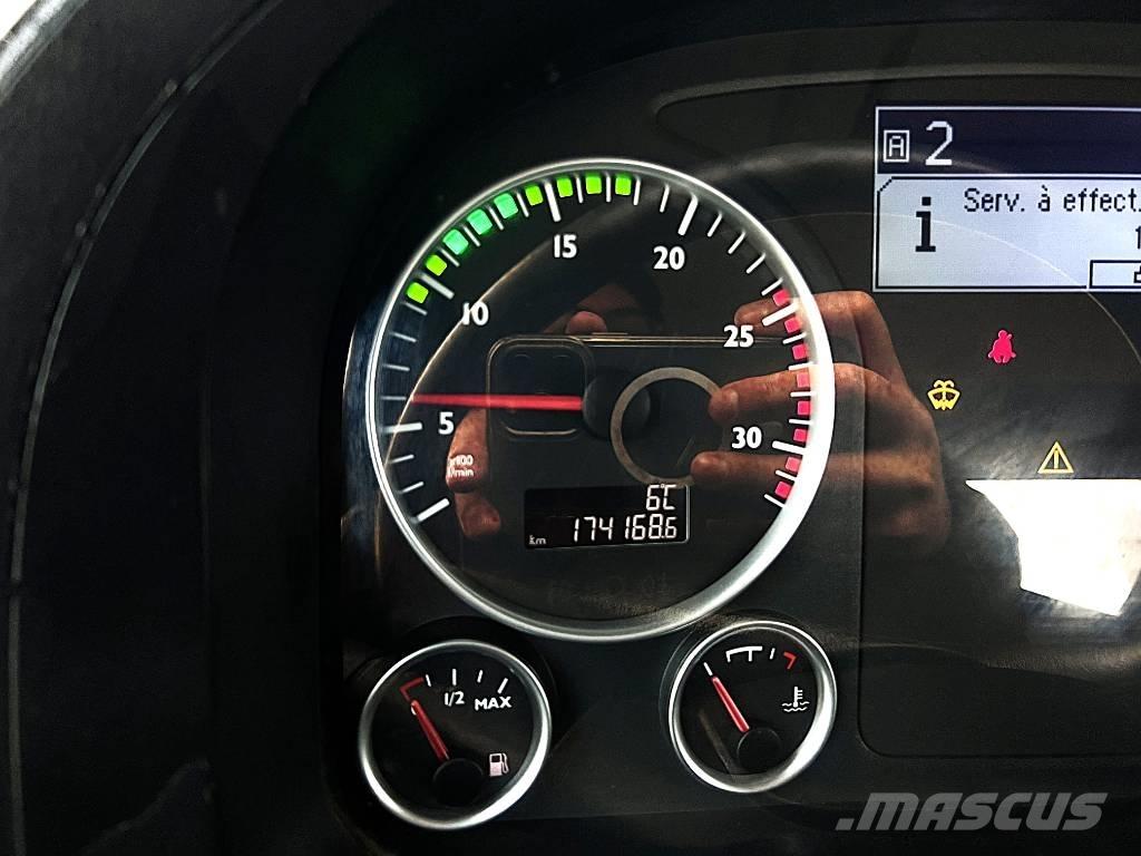 MAN TGS 32.400 Camion malaxeur