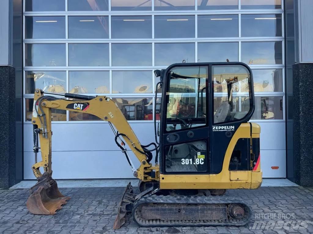 CAT 301.8C Mini pelle < 7t
