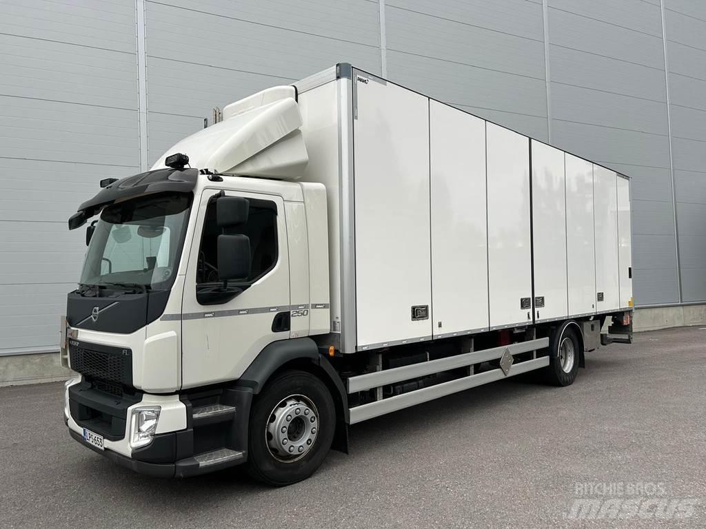 Volvo FL Camion Fourgon