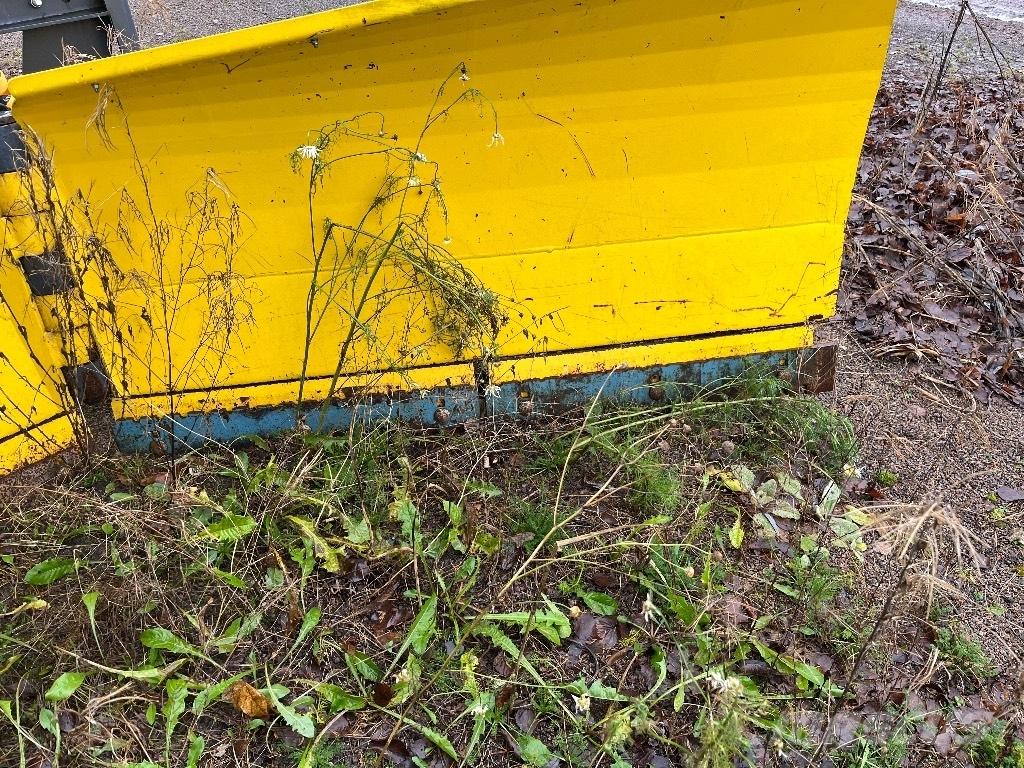 Vama 320 Chasse neige